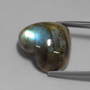 Labradorite naturale multicolore da 13,91 ct, a forma di cuore, traslucido