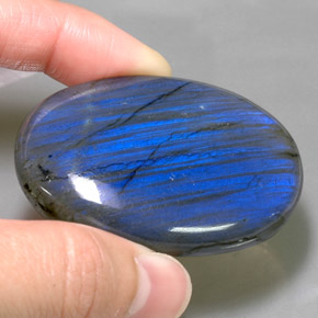 Labradorite naturale multicolore da 145,20 ct, taglio ovale, opaco