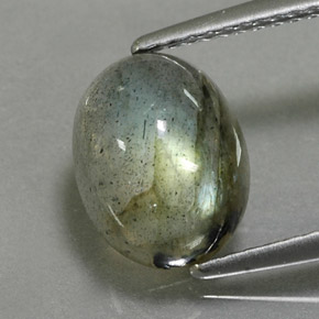 Labradorite naturale multicolore da 3,19 ct, taglio ovale, traslucido
