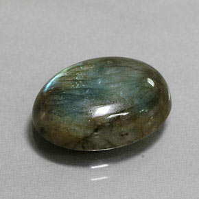 Labradorite naturale multicolore da 8,06 ct, taglio ovale, traslucido