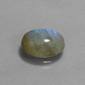 Labradorite naturale multicolore da 2,62 ct, taglio ovale, traslucido