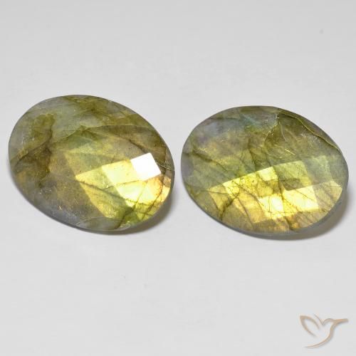 32.72ctw Naturale Multicolore Labradorite, Ovale, Traslucido