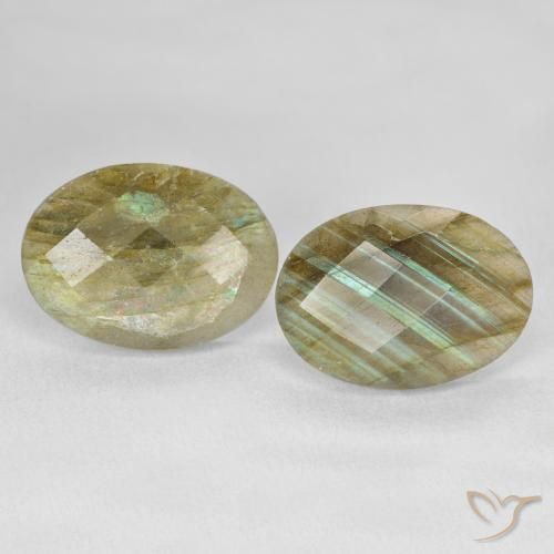 15.34ctw Naturale Multicolore Labradorite, Ovale, Traslucido