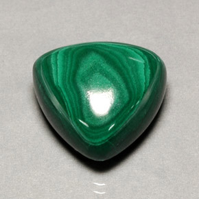 Malachite naturale verde da 34,16 ct, trillion, opaco