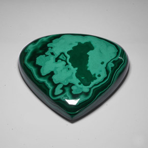 Malachite naturale verde da 2590,50 ct, taglio a pera, opaco