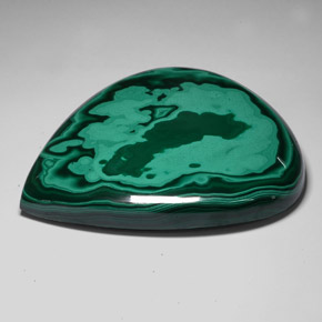 Malachite naturale verde da 2590,50 ct, taglio a pera, opaco
