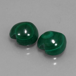 Malachite naturale verde da  ct, a forma di cuore, opaco