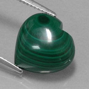 Malachite naturale verde da 9,08 ct, a forma di cuore, opaco