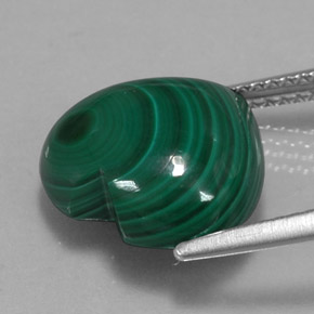 Malachite naturale verde da 9,08 ct, a forma di cuore, opaco