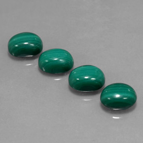 Malachite naturale verde da  ct, taglio ovale, opaco