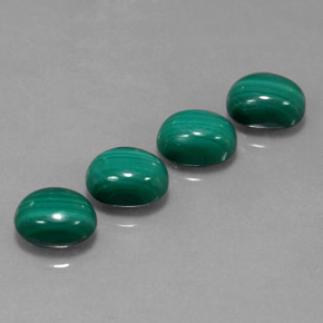 Malachite naturale verde da  ct, taglio ovale, opaco