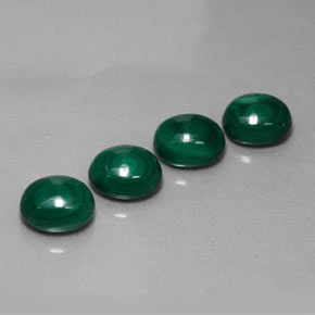 Malachite naturale verde da  ct, taglio ovale, opaco
