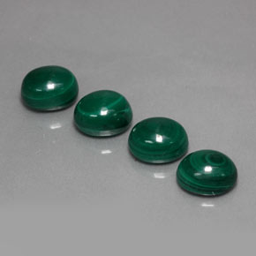 Malachite naturale verde da  ct, taglio ovale, opaco