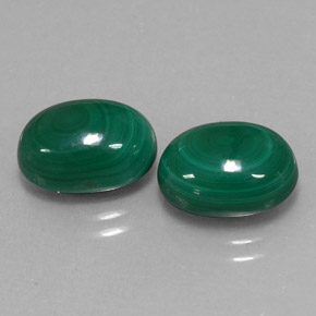 Malachite naturale verde da  ct, taglio ovale, opaco