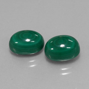 Malachite naturale verde da  ct, taglio ovale, opaco