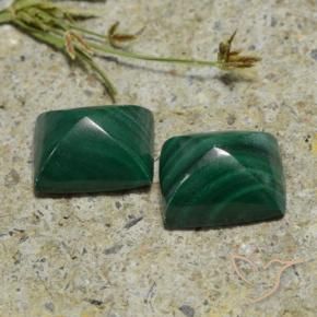 Gemme di Malachite Medium Green  naturale da 9.58 ct, Taglio a baguette, Opaco
