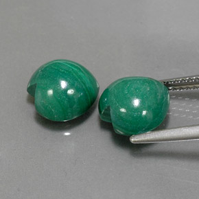 Malachite naturale verde da  ct, a forma di cuore, opaco