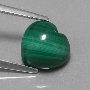 Malachite naturale verde da 3,03 ct, a forma di cuore, opaco