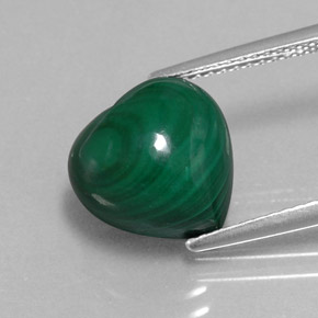Malachite naturale verde da 7,65 ct, a forma di cuore, opaco