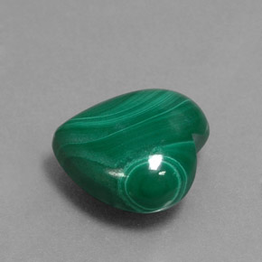Malachite naturale verde da 5,72 ct, a forma di cuore, opaco