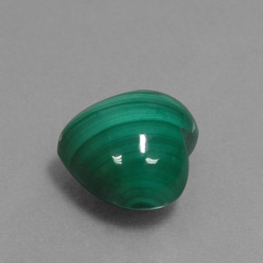 Malachite naturale verde da 5,81 ct, a forma di cuore, opaco