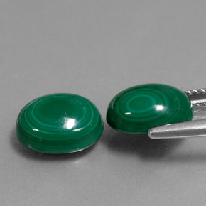 Malachite naturale verde da  ct, taglio ovale, opaco