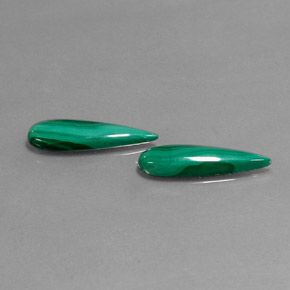 Malachite naturale verde da  ct, taglio a pera, opaco
