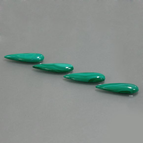 Malachite naturale verde da 8,46 ct, taglio a pera, opaco