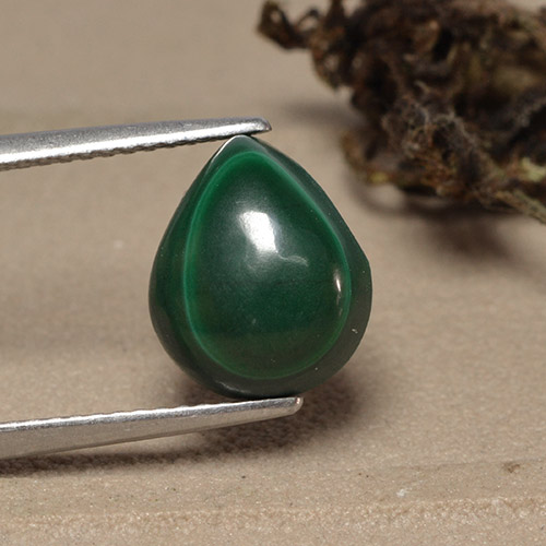 Malachite naturale verde da 5,60 ct, taglio a pera, opaco