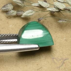Malachite Verde caldo naturale da 8.18 ct, Taglio a baguette, Opaco