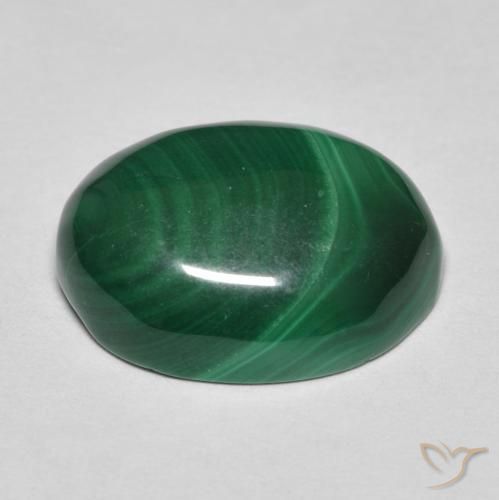 Malachite Verde Pino naturale da 7.83 ct, Ovale, Opaco