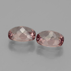 Granato malese naturale rosa da 2,28 ct, taglio a cuscino, VS