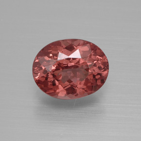 Granato malese Color rosa naturale da 3.45 ct, Taglio ovale, VS