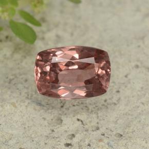 Granato malese naturale rosa da 0,65 ct, taglio a cuscino, VVS-VS