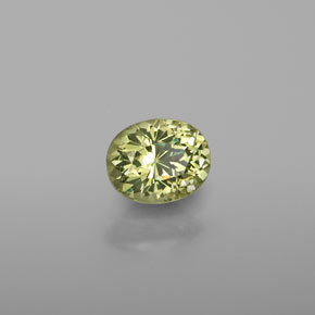Piccolo Granato Verde dorato naturale da 1.10 ct, Taglio ovale, VS