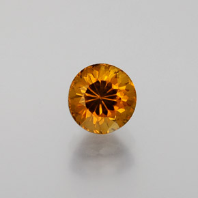 Piccolo Granato Giallo verdastro naturale da 1.05 ct, Taglio rotondo, VVS