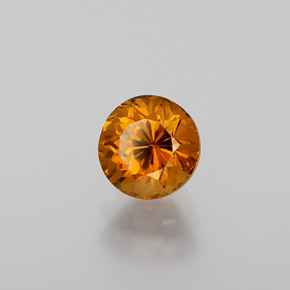 Piccolo Granato Giallo verdastro naturale da 1.05 ct, Taglio rotondo, VVS