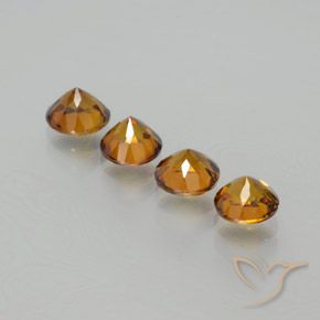 Gemme di Piccolo Granato Arancio Medio naturale da 2.36 ct, Rotondo, VVS-VS