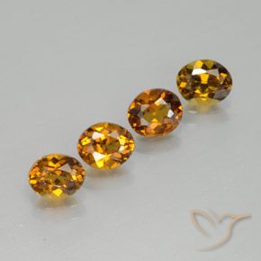 Gemme di Piccolo Granato Caramello Marrone naturale da 2.41 ct, Ovale, VVS-VS