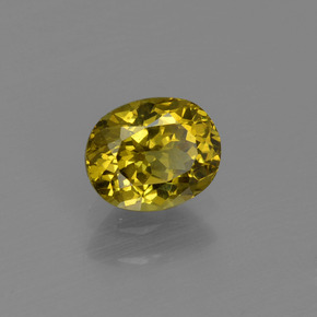 Piccolo Granato Verde dorato naturale da 0.73 ct, Taglio ovale, VVS-VS