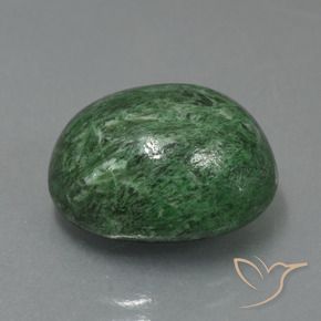 Maw-sit-sit Verde medio naturale da 13.63 ct, Ovale, Opaco