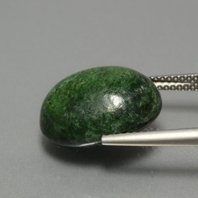 Maw-sit-sit verde naturale da 13,62 ct, taglio ovale, opaco