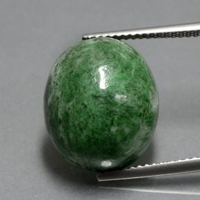 Maw-sit-sit naturale verde da 18,15 ct, taglio ovale, opaco