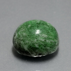 Maw-sit-sit naturale verde da 18,15 ct, taglio ovale, opaco