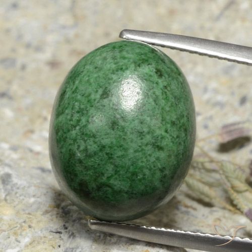 18.72ct Naturale Verde Pino Pallido Maw-sit-sit, Ovale, Opaco