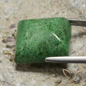 Maw-Sit-Sit Verde Pino Pallido naturale da 33.08 ct, Taglio a baguette, Opaco