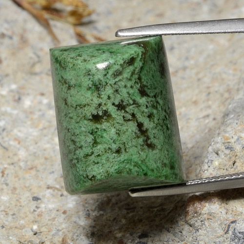 32.98ct Naturale Verde medio Maw-sit-sit, Taglio a baguette, Opaco