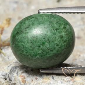 Maw-Sit-Sit Verde medio naturale da 12.36 ct, Ovale, Opaco
