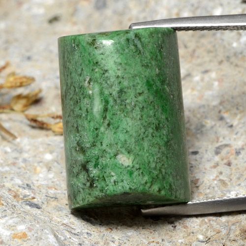 31.09ct Naturale Verde medio Maw-sit-sit, Taglio a baguette, Opaco