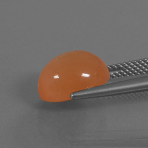 Pietra di luna Arancione chiaro naturale da 4.51 ct, Taglio ovale, Traslucido